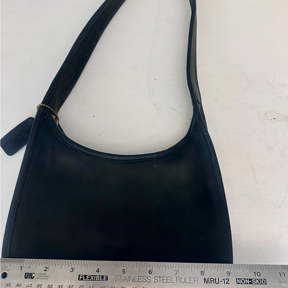 Vintage Coach Ergo Black Leather Shoulder Bag 9020 • 90s Rare- Mini-Made in USA - Picture 4 of 11
